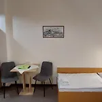 Zamecek 3* 미쿨로프