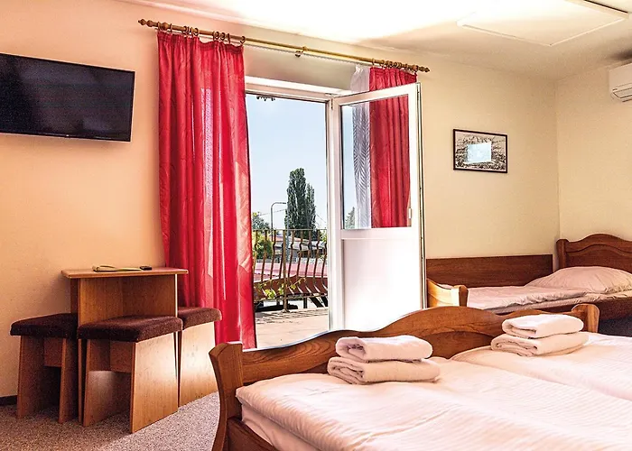 Zamecek Hotell 3*
